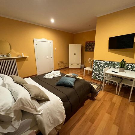 アヴェッツァーノ Casina Dei Marsi Bed & Breakfast エクステリア 写真