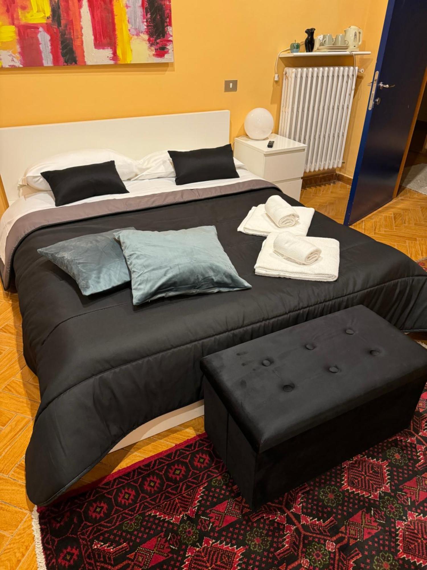 アヴェッツァーノ Casina Dei Marsi Bed & Breakfast エクステリア 写真
