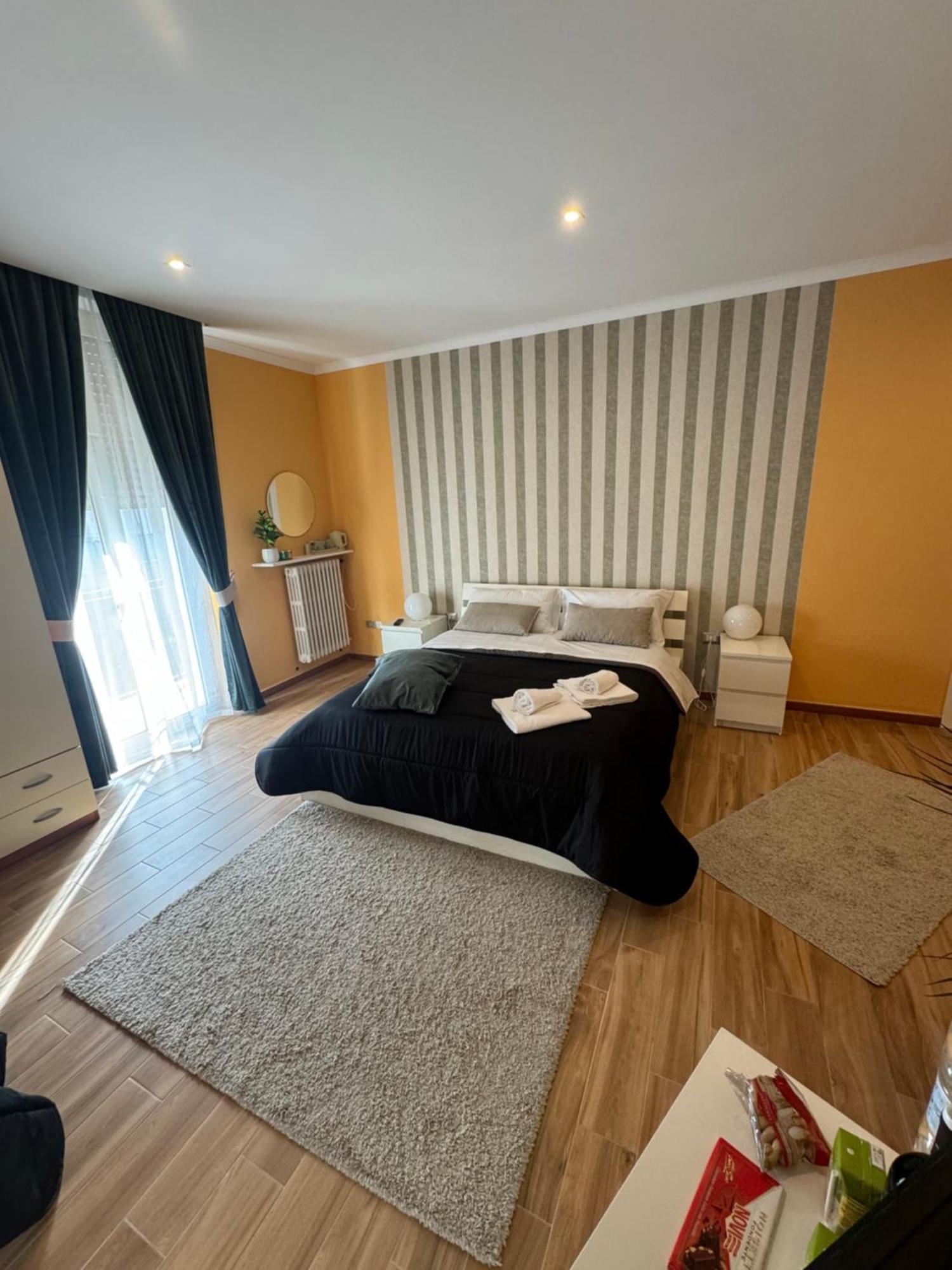 アヴェッツァーノ Casina Dei Marsi Bed & Breakfast エクステリア 写真