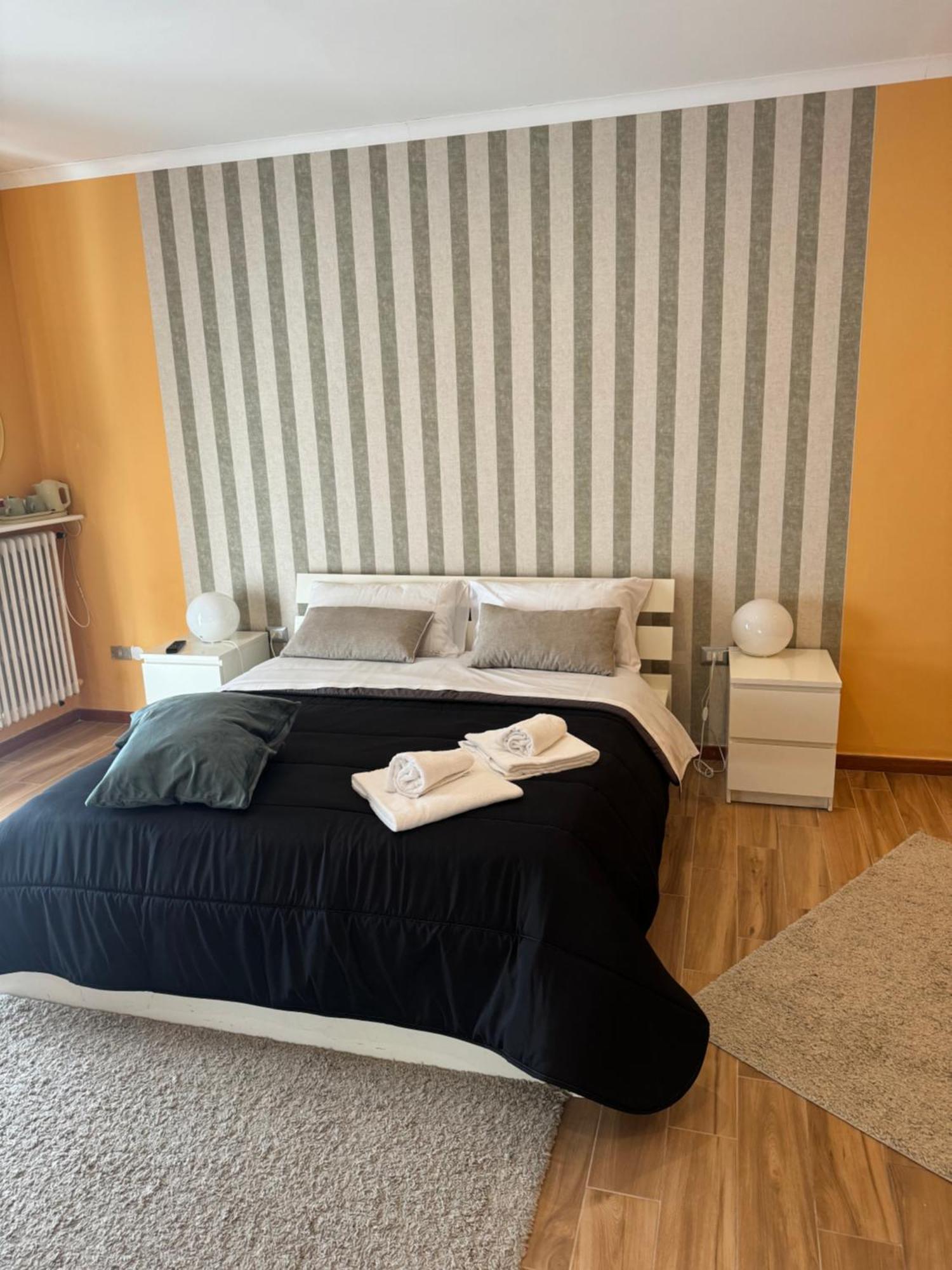 アヴェッツァーノ Casina Dei Marsi Bed & Breakfast エクステリア 写真