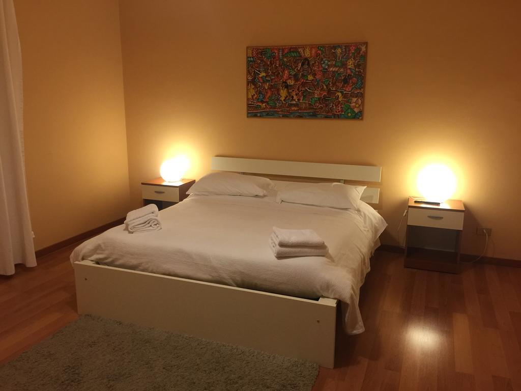アヴェッツァーノ Casina Dei Marsi Bed & Breakfast エクステリア 写真